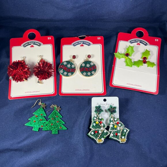 Set Of 5 Festive Christmas Earrings Holiday Time & Fashion Jewelry Hypoallergeni - Picture 1 of 5